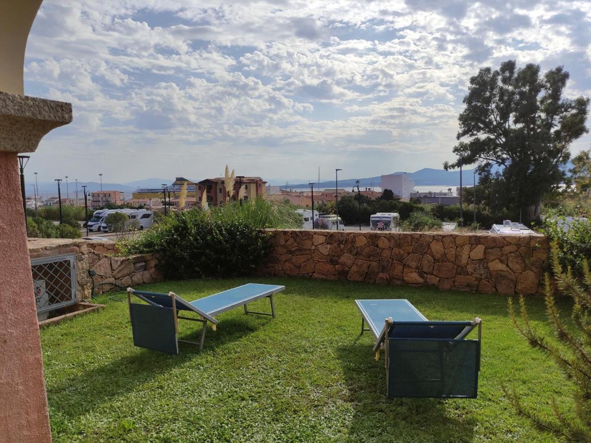 Residence Cala Moresca 15 Гольфо-Аранчи Экстерьер фото